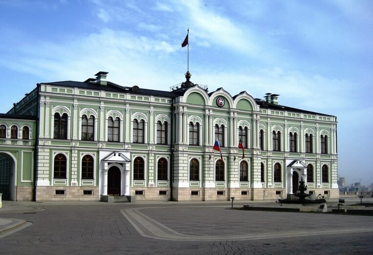 Губернаторский дворец.