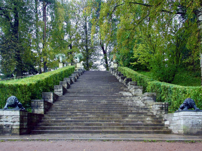 Большая каменная лестница: фото.